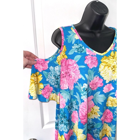 Cold Shoulder blue/yellow/pink floral print top - Picture 2 of 4